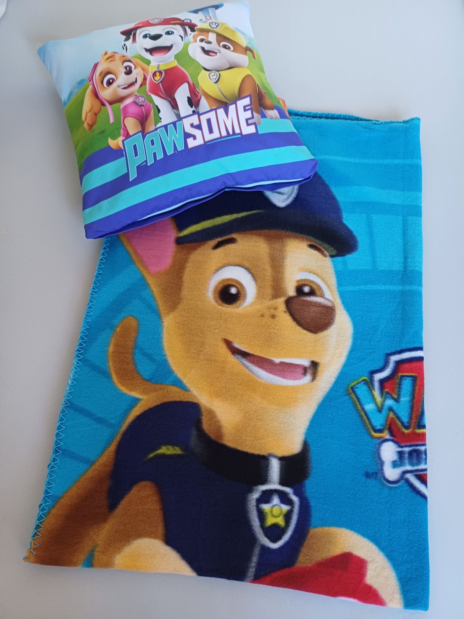 Komplet Psi patrol kocyk plus poduszka marki Nickelodeon