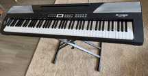 Piano Digital Thomann DP-26 (88 teclas hammer) + Suporte + Pedal