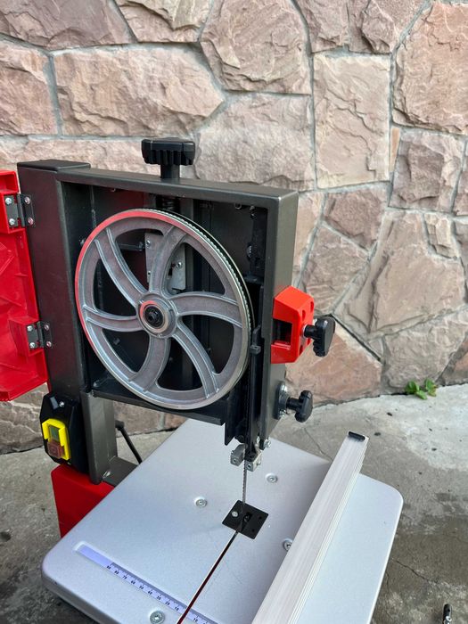 Ленточная Циркулярна пила Einhell TC-SB 200/1 бу