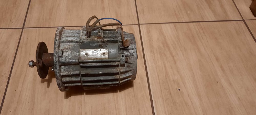 Silnik elektryczny 0,55kw