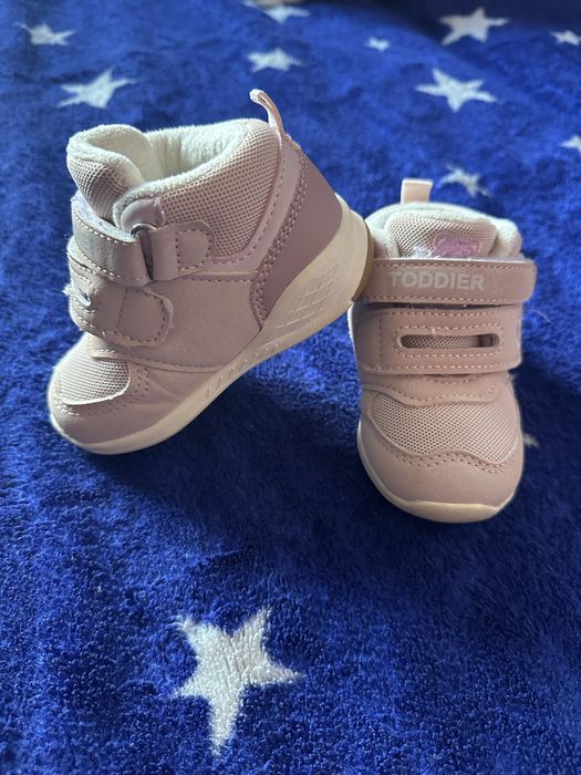 Демісезонні чобітки