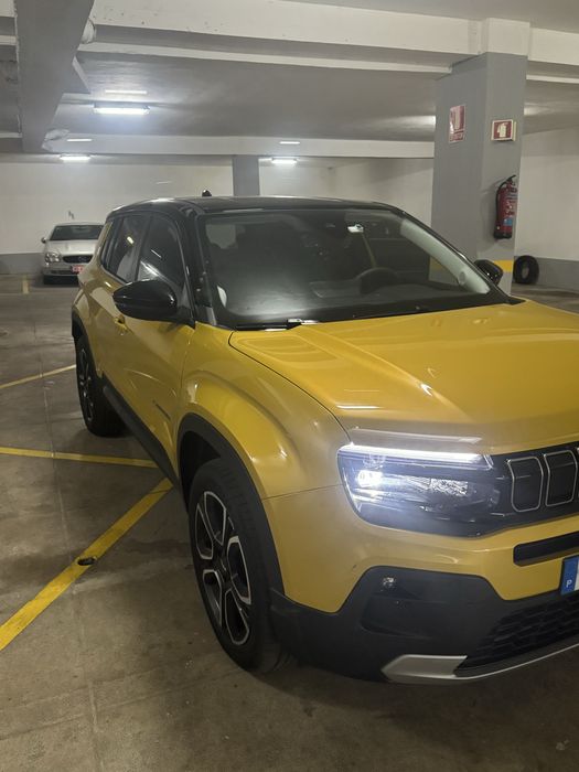 JEEP AVENGER ALTITUDE 1.2 + Led Pack & Infotainment