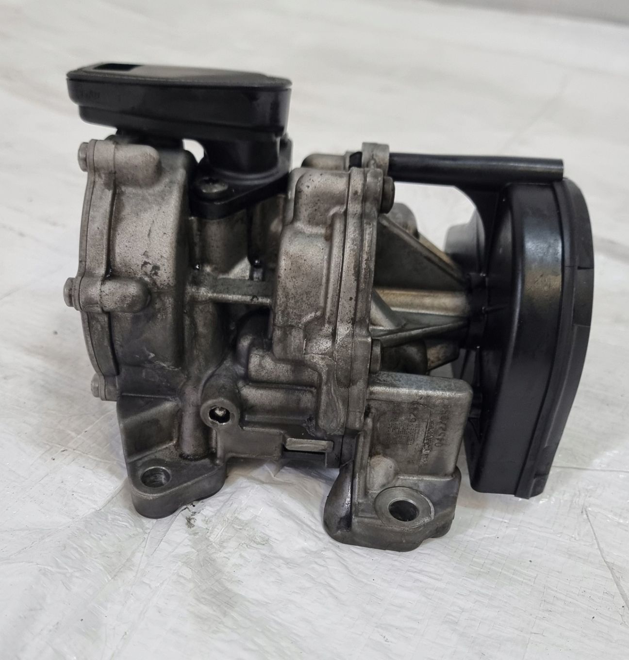 POMPA OLEJU OPEL ASTRA J IV ZAFIRA C MOKKA A MERIVA B 1.6 CDTI 55487858