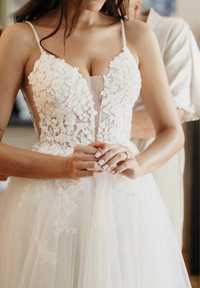 Przepiekna suknia ślubna
