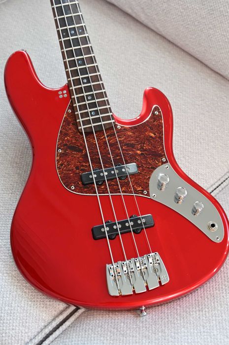 Gitara basowa Sandberg California II TT4 Passive CAR, made in germany