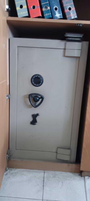 Cofre de alta segurança em ferro