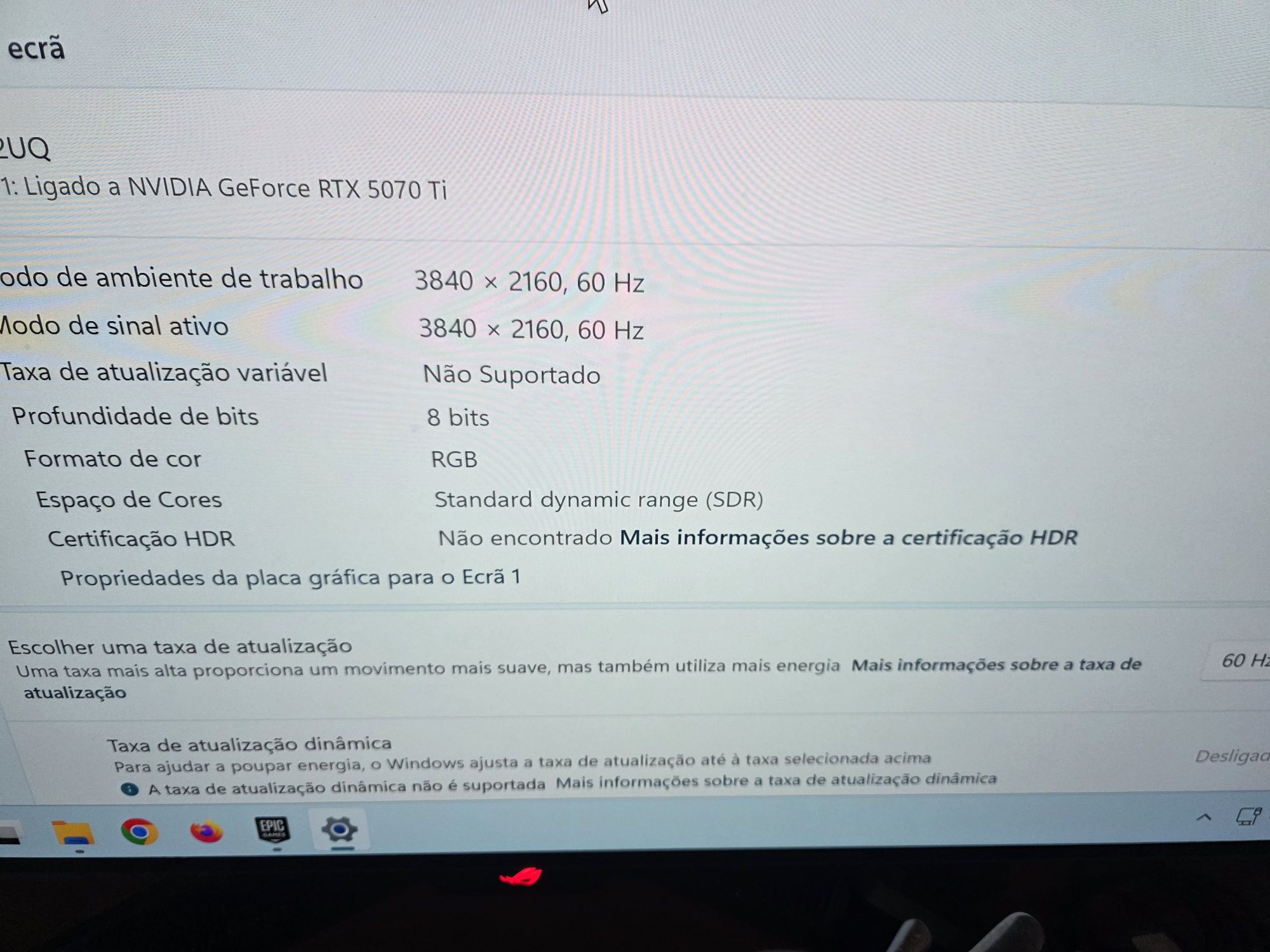 Monitor praticamente novo 2 meses.