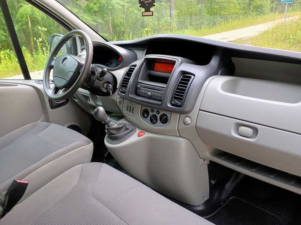 Vivaro 2,0 CDTI Klima 9- Osobowy Hak Skrzydełka EURO 5 Zarejestrowany