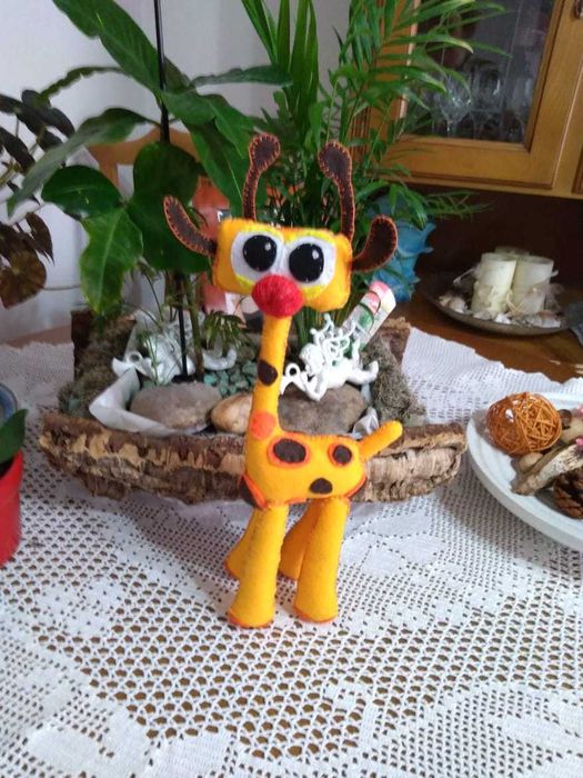 Girafa do canal da Baby TV