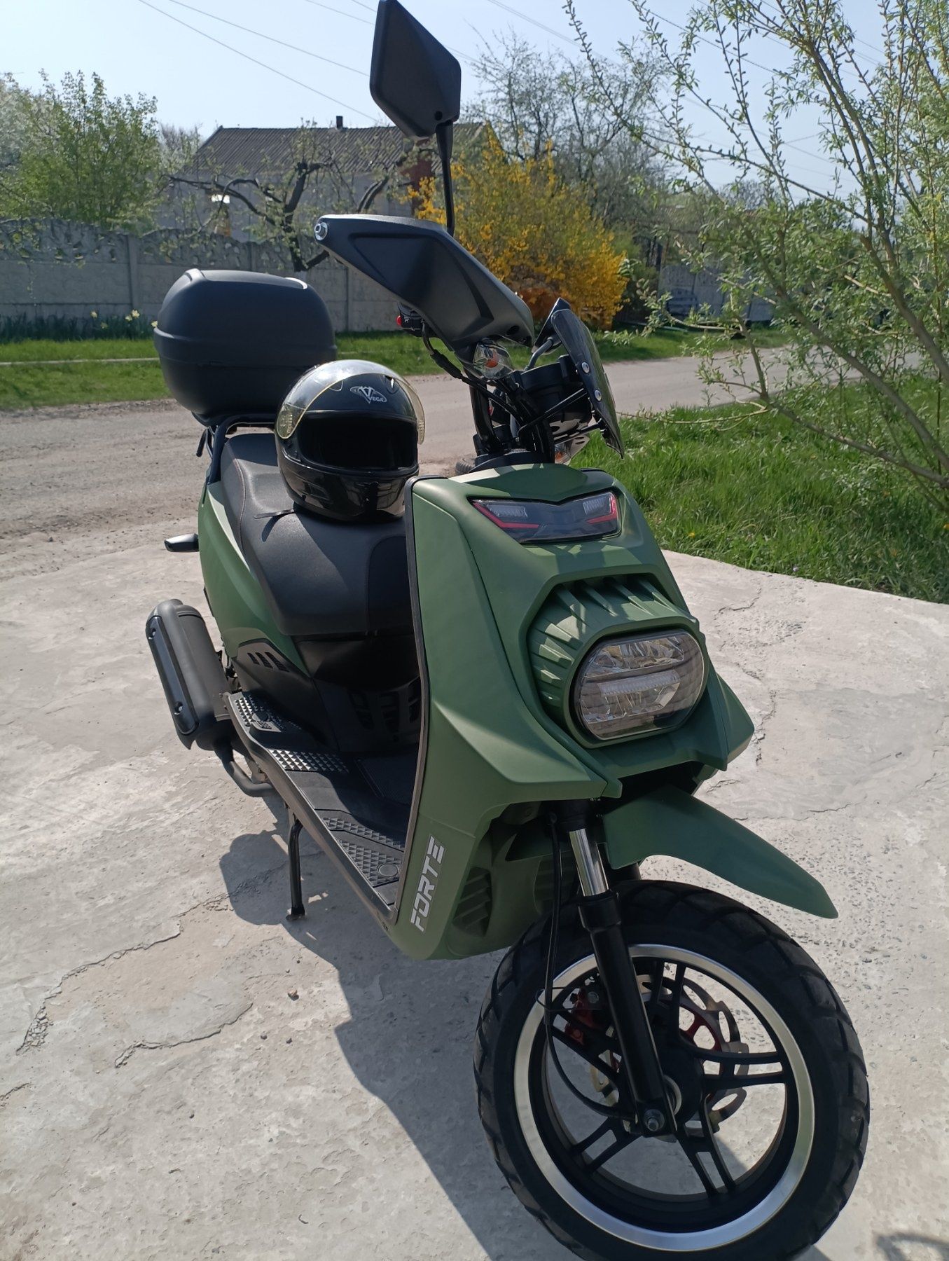 Продам-Обмен новый скутер Forte Bws-r New 150.