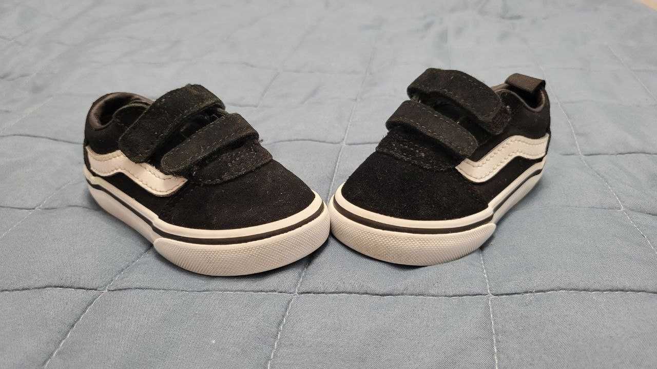 Стильні кеди vans