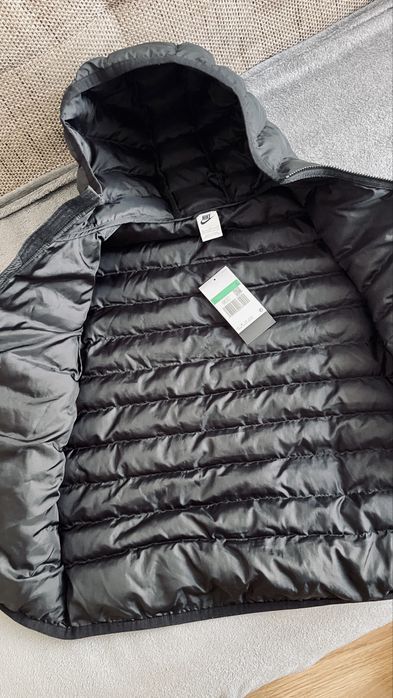 Kurtka puchowa Nike, oryginalna