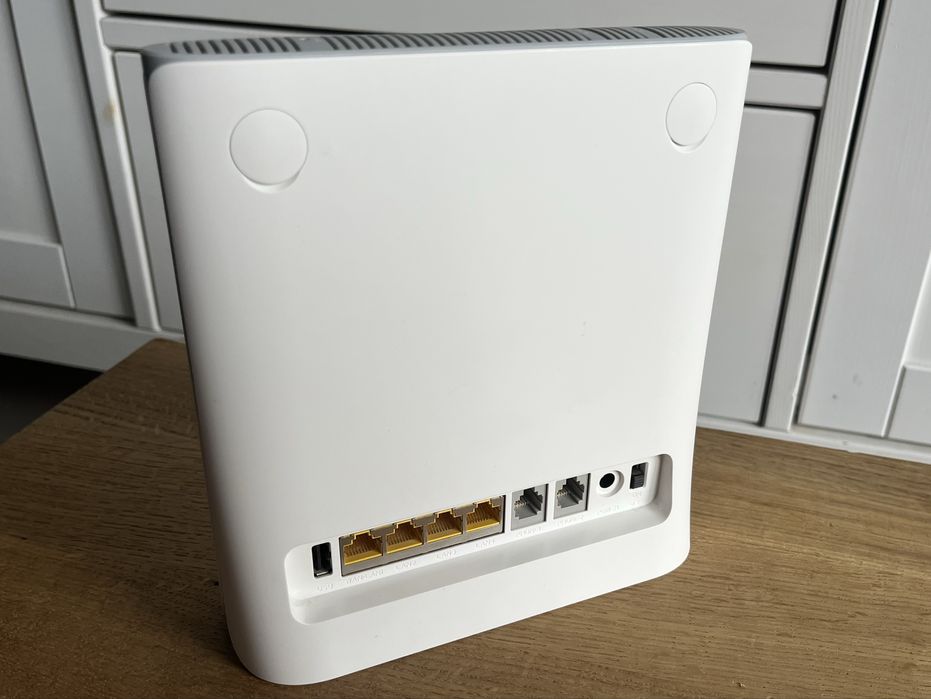 Router ZTE MF286R