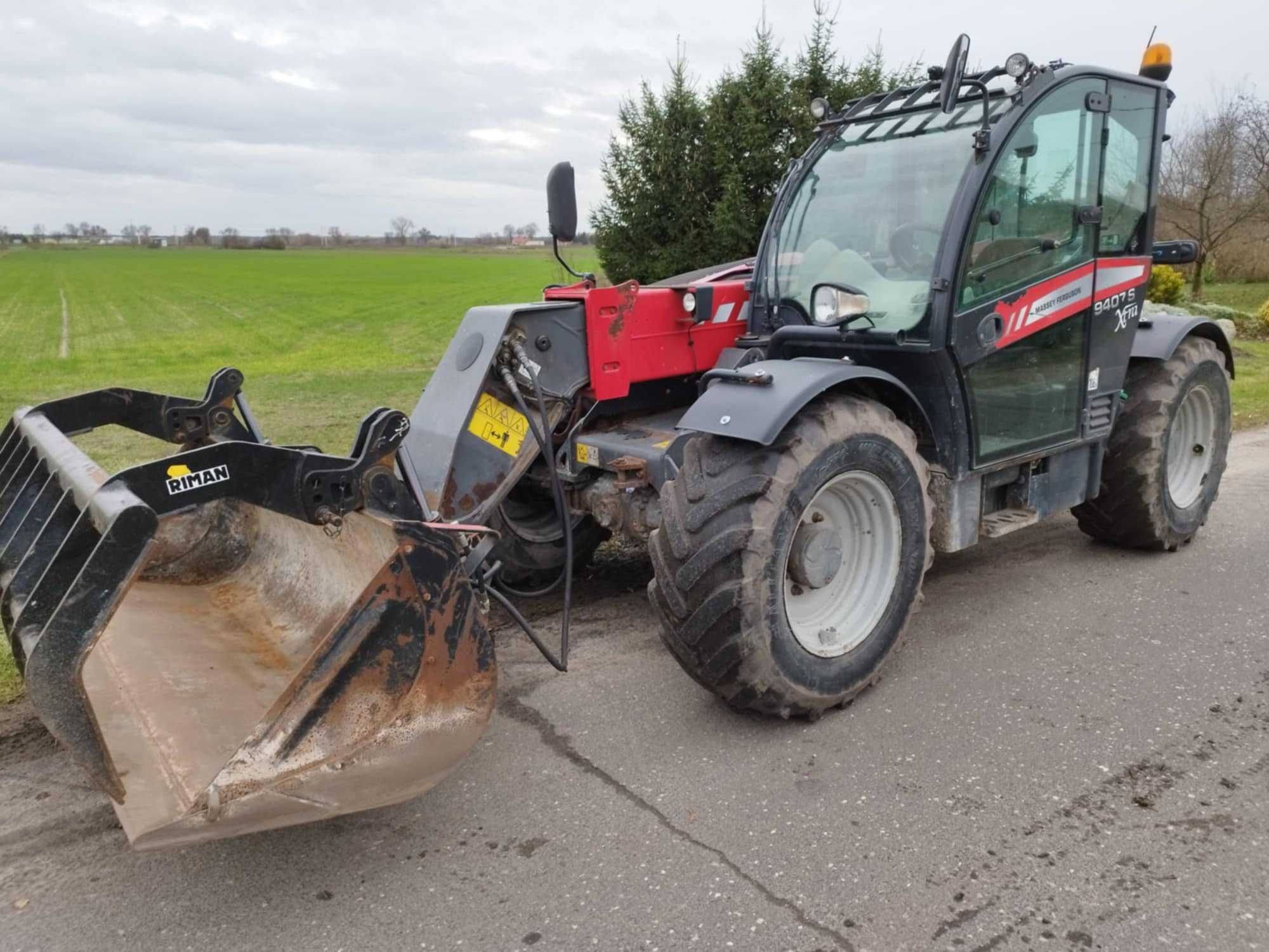 Ładowarka teleskopowa Massey Ferguson 9407S xtra/ Bobcat sprowadzona