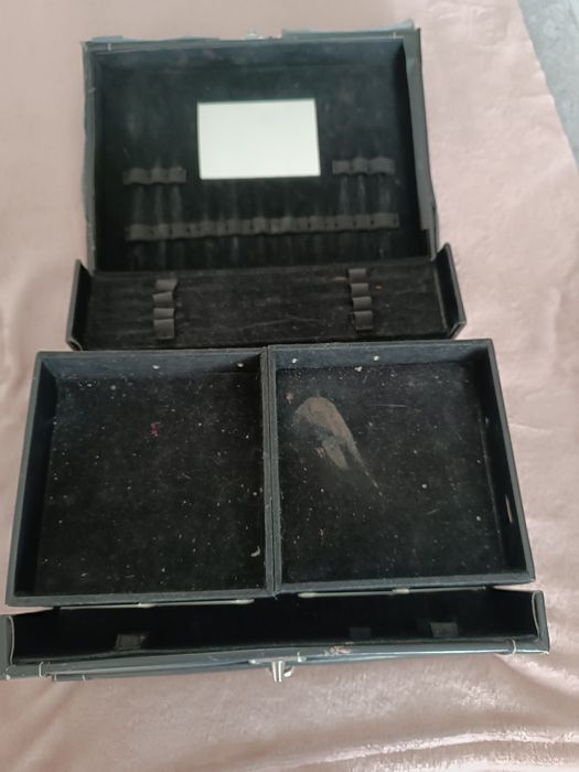 Caixa de maquilhagem