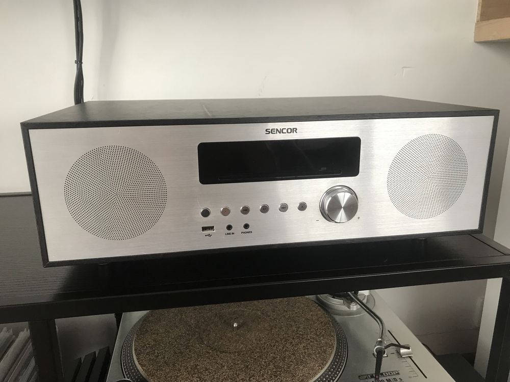 Wieża Sencor CD, funkcją BLUETOOTH, wejściem AUX, portem USB