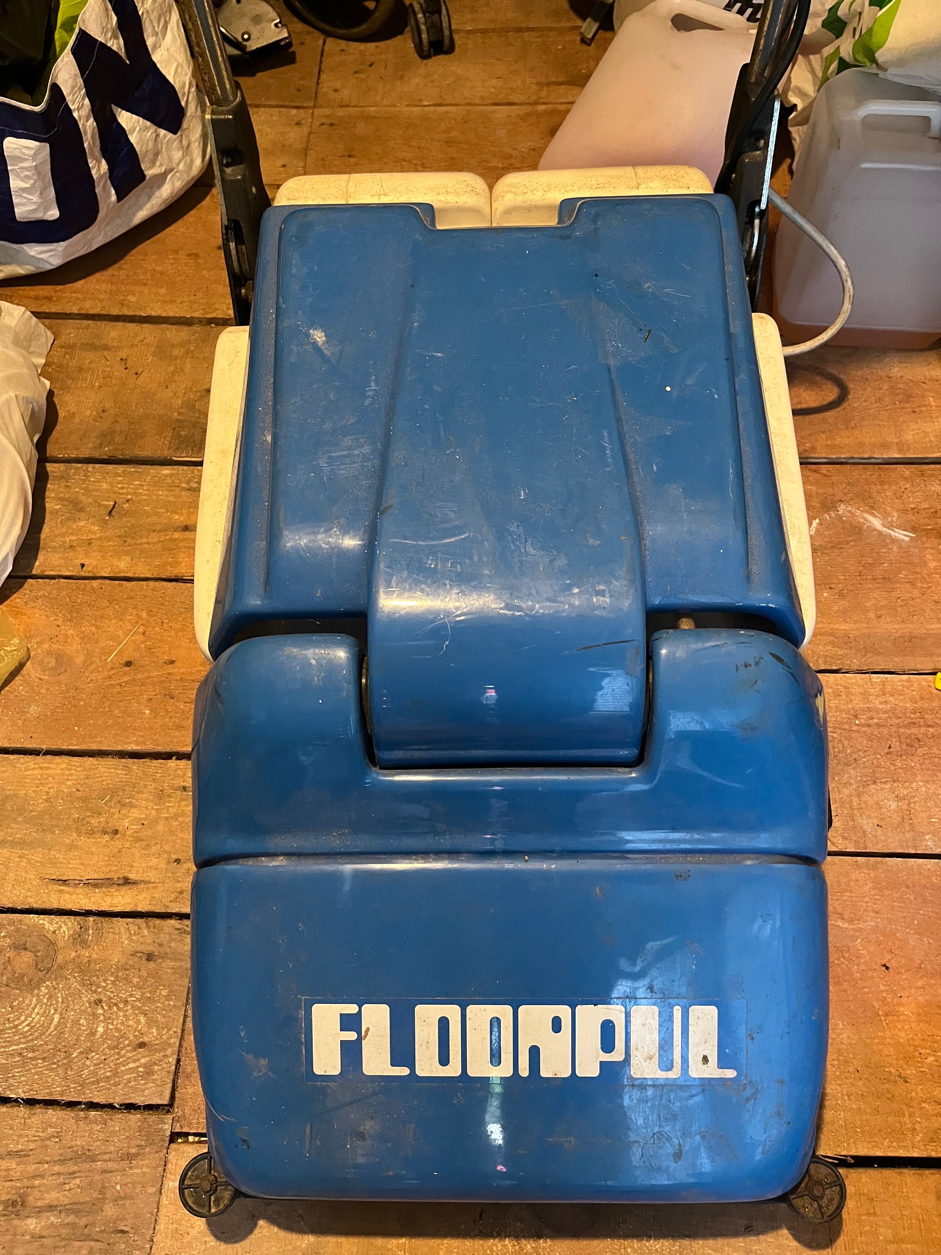 Sprzedam szorowarki cleanfix i flooapul