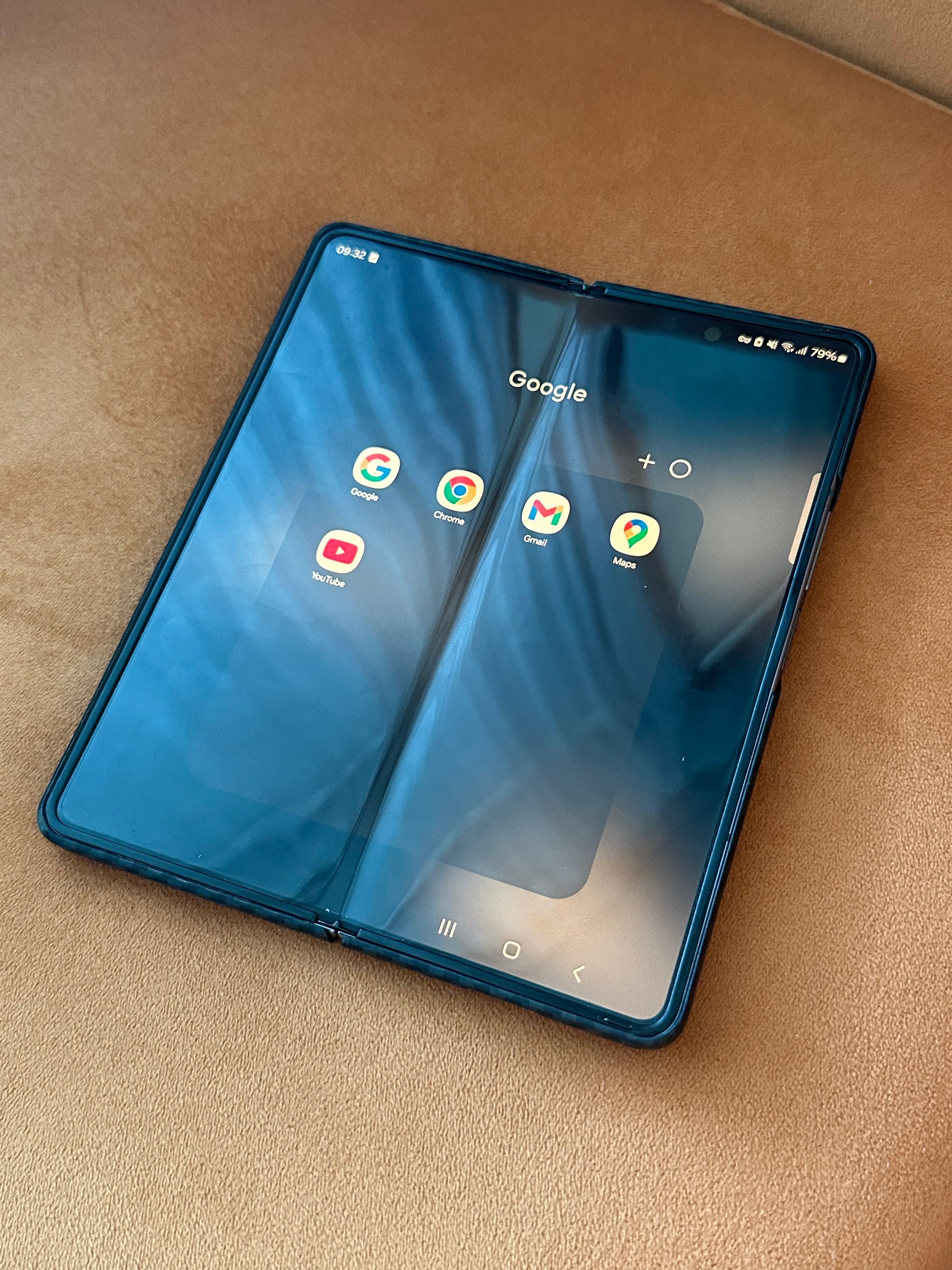 Samsung galaxy z fold4 bdb