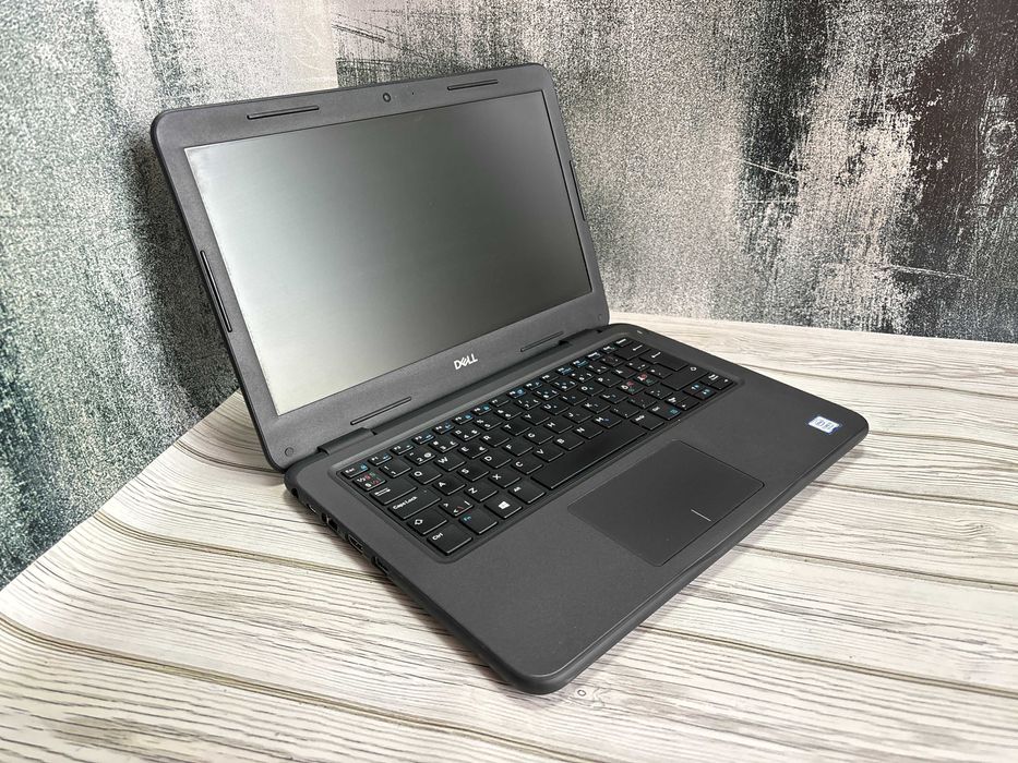Ноутбук Dell Latitude 3300 i3-7020U\8GB\SSD\LAN\USB-C\опт 50шт\роздріб