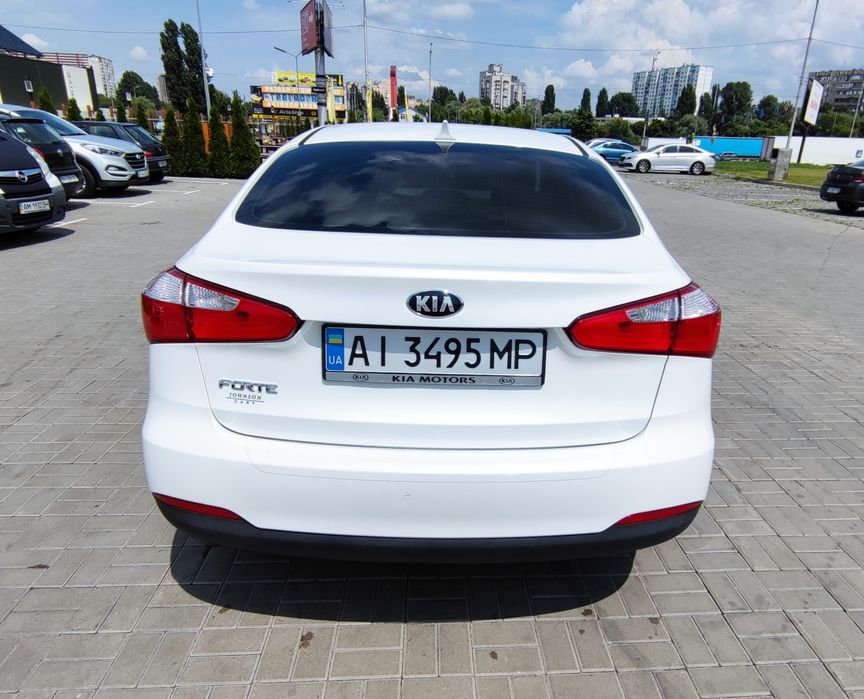 Аренда. Аренда без залога Kia Forte. Hyundai elantra 1.8