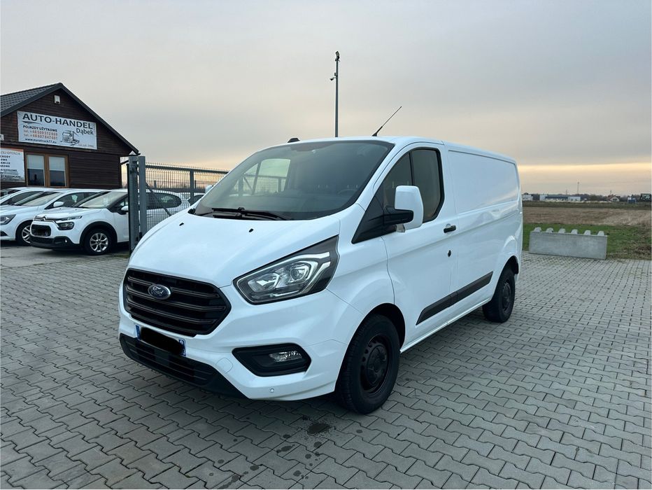 Ford Transit Custom 2022 rok