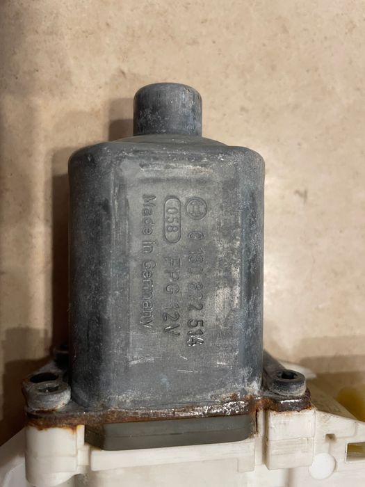 Motor elevador vidro esquerdo BMW F21 F22