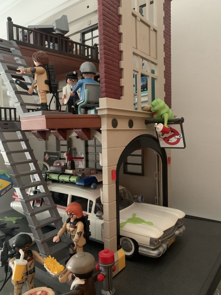 Set Playmobil Ghostbusters tudo como novo incluindo carrinha