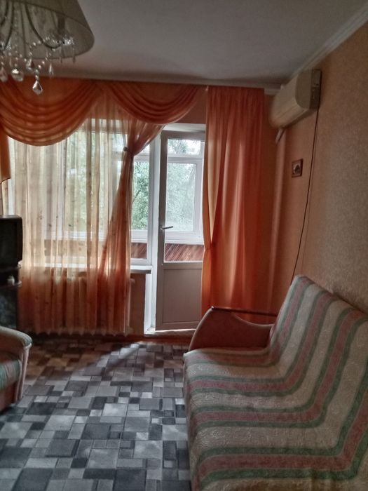 Оренда 2-кімнатної квартири по вул. Запорізькій