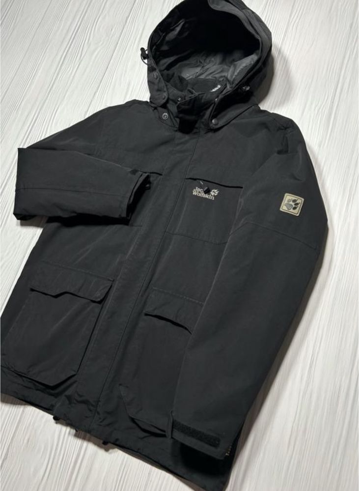 Jack Wolfskin куртка оригінал на весну / осінь