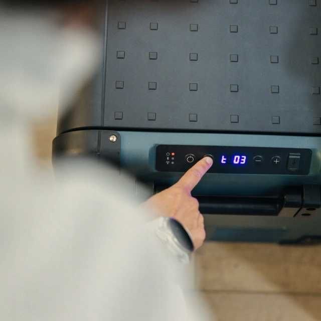 Lodówka turystyczna kompresorowa samochodowa Dometic CFX2 45 L | -22°C