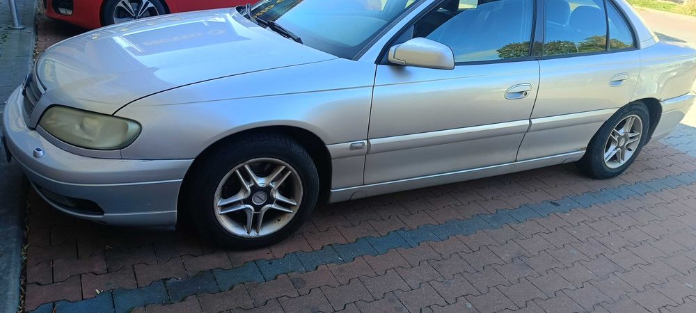 Opel Omega 2.2 Benz + lpg