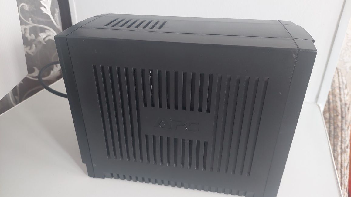 Продам APC Back-UPS 650