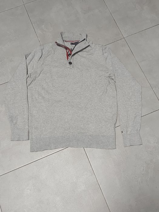 Продаю кофточку Tommy Hilfiger