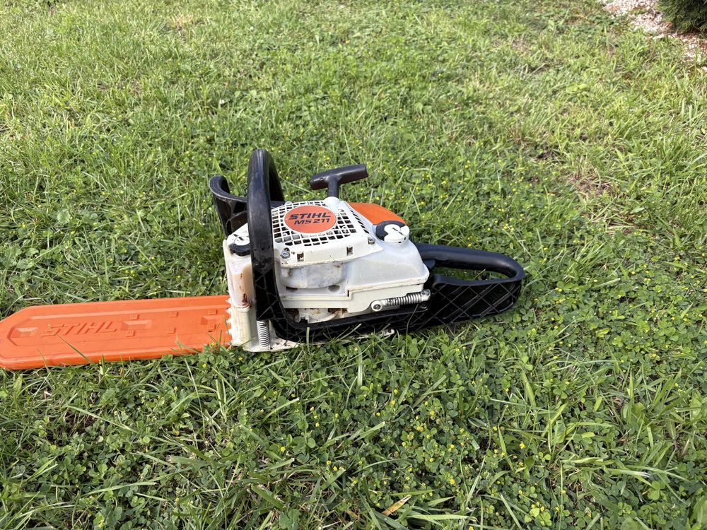 Sprzedam Piła pilarka spalinowa Stihl MS 211 moc 2.3 KM