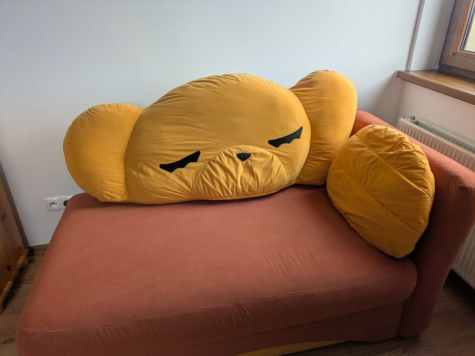 Sofa dziecięca z pojemnikiem na pościel