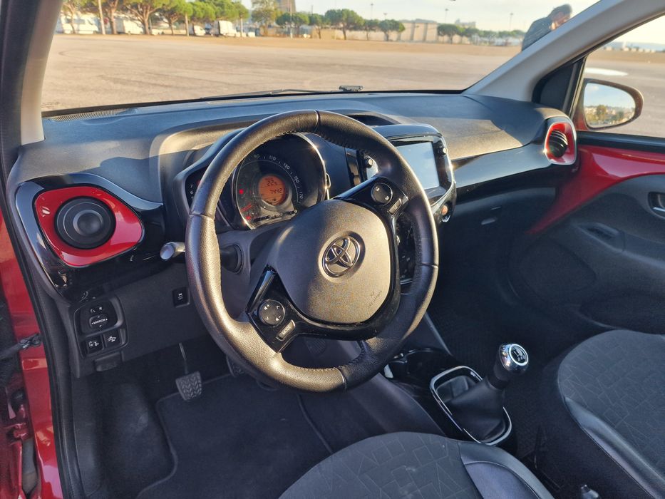 Toyota Aygo Red X-Clusiv Edition