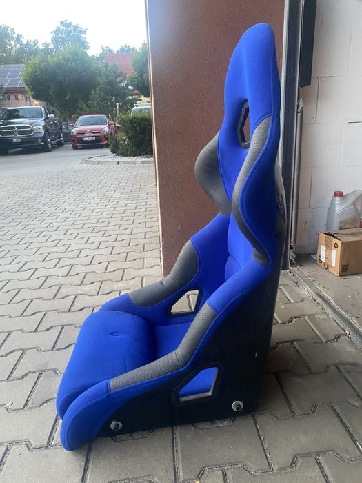 Fotel kubełkowy do symulatora