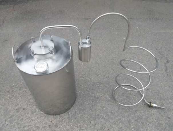 Непроточний дистилятор потрійного очищення під непроточну воду