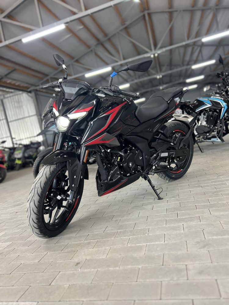 Мотоцикл Bajaj Pulsar N250 Весь модельний ряд в наявності, Доставка!