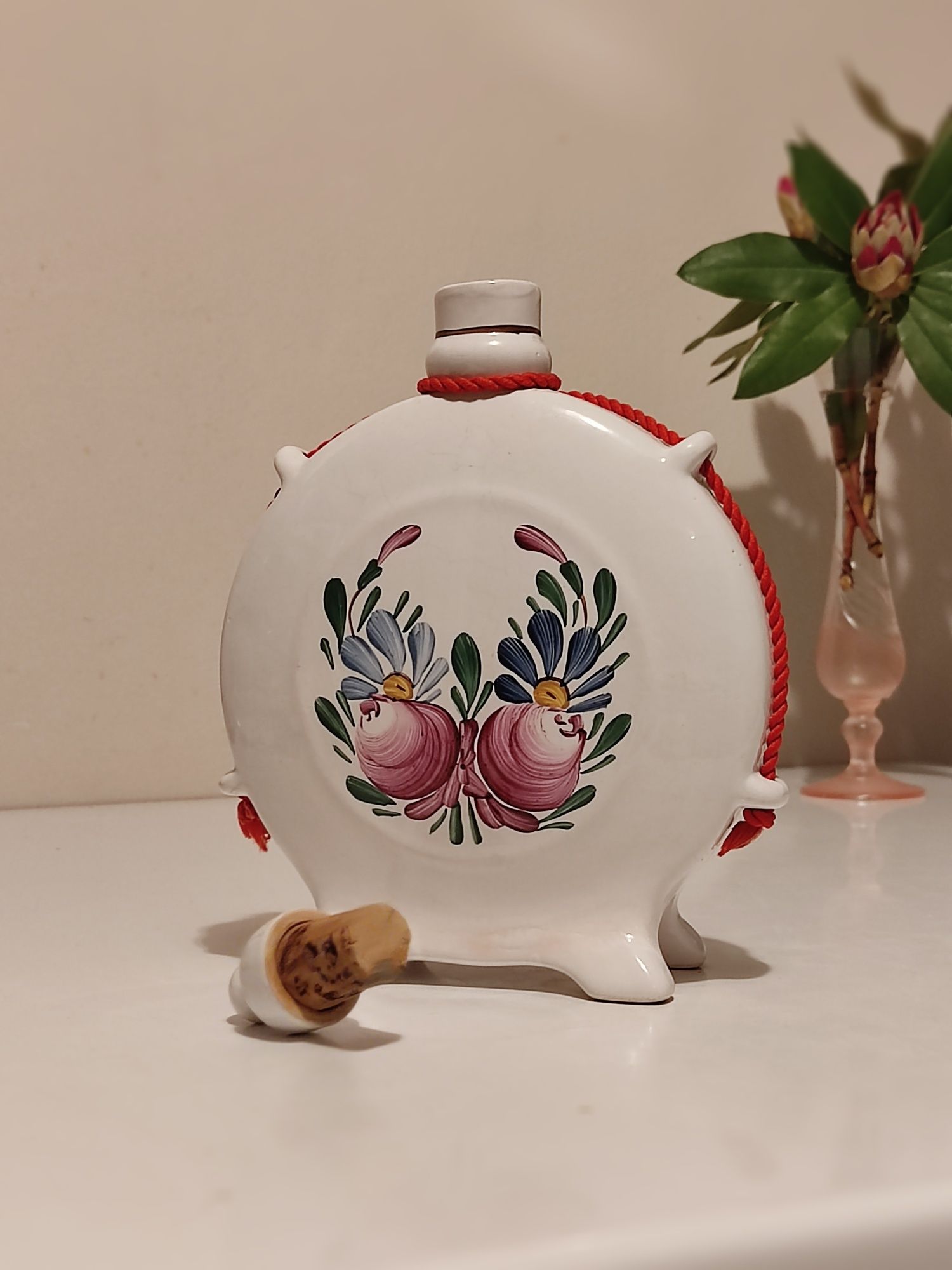 malowana ceramiczna karafka Hungary
