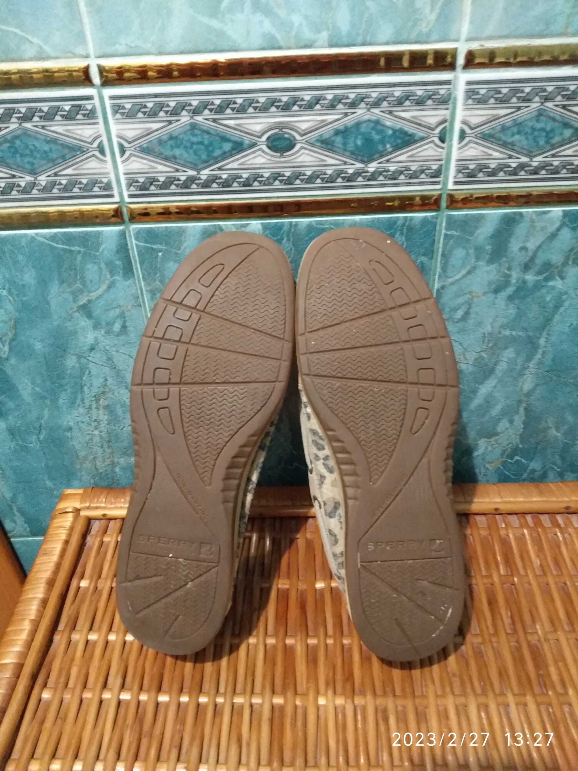 Женские туфли ,тор сайдеры ,  , обувь Sperri р39 (25 см ) нубук