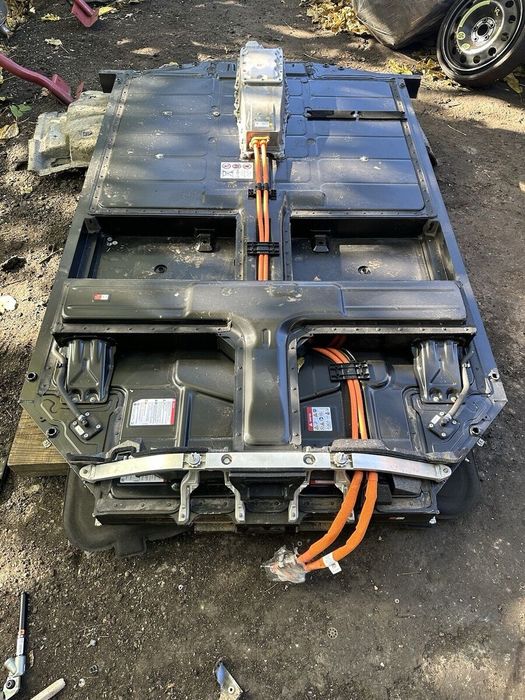 Батарея, ячейки, модулі Audi E-tron GT, Porshe Taycan