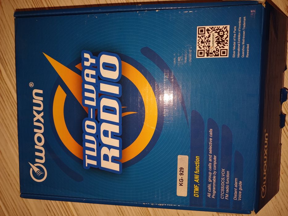 Радіостанція Wouxun KG 929 UHF з тангеткою