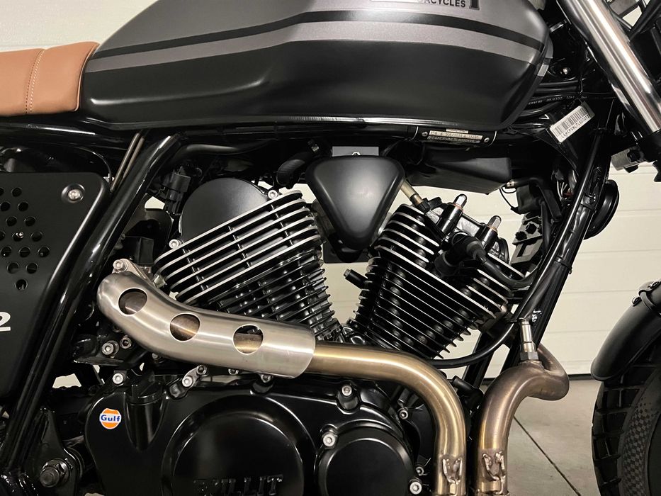 COMO NOVA :: Mota Bullit Bluroc VTwin 250cc