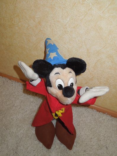 Игрушка мягкая Микки Маус Звездочет Disney.