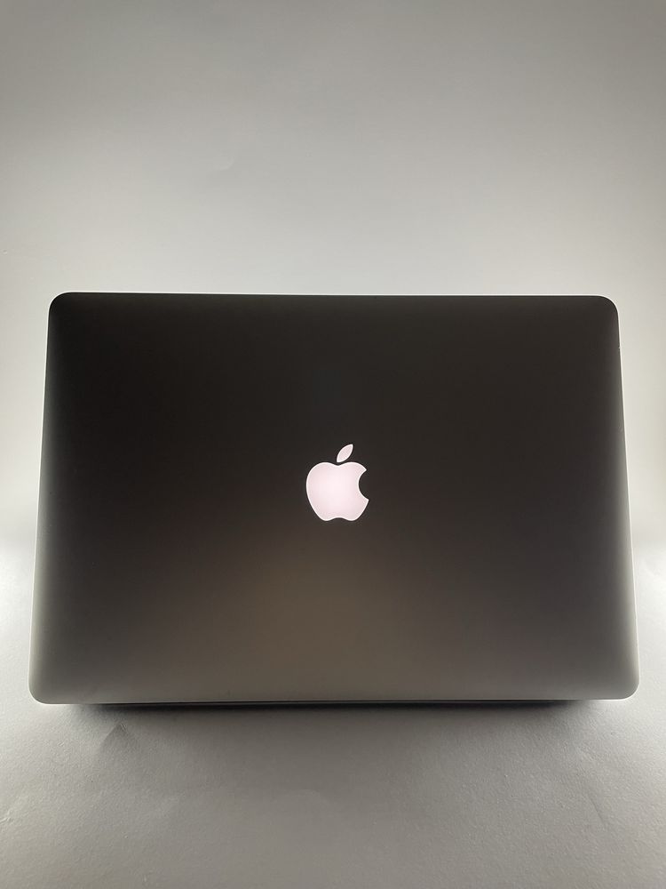 MacBook Pro 15, 2015р, 16/256gb, i7 2,5GHz, Як Новий!