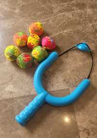 Развивающий набор для малышей: рогатка-пускатель с мягкими шариками