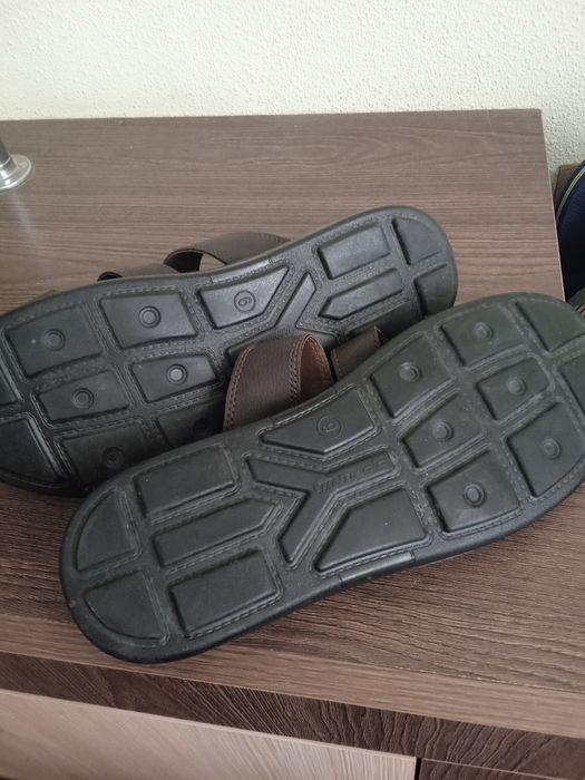 Magic p.43,havaianas p.42,41,40