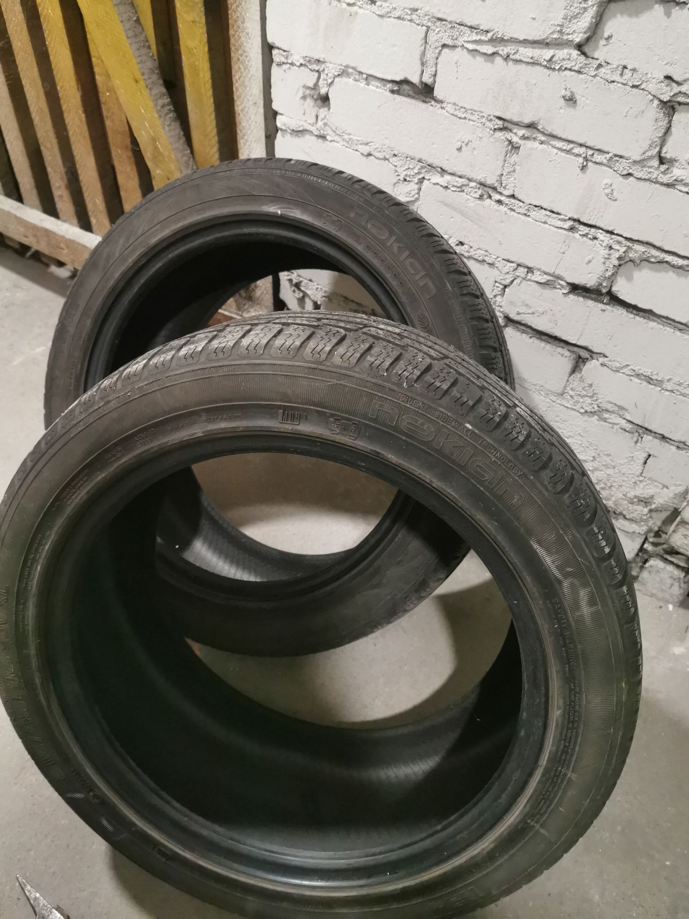 Nokian WR3 215/45/16 2szt