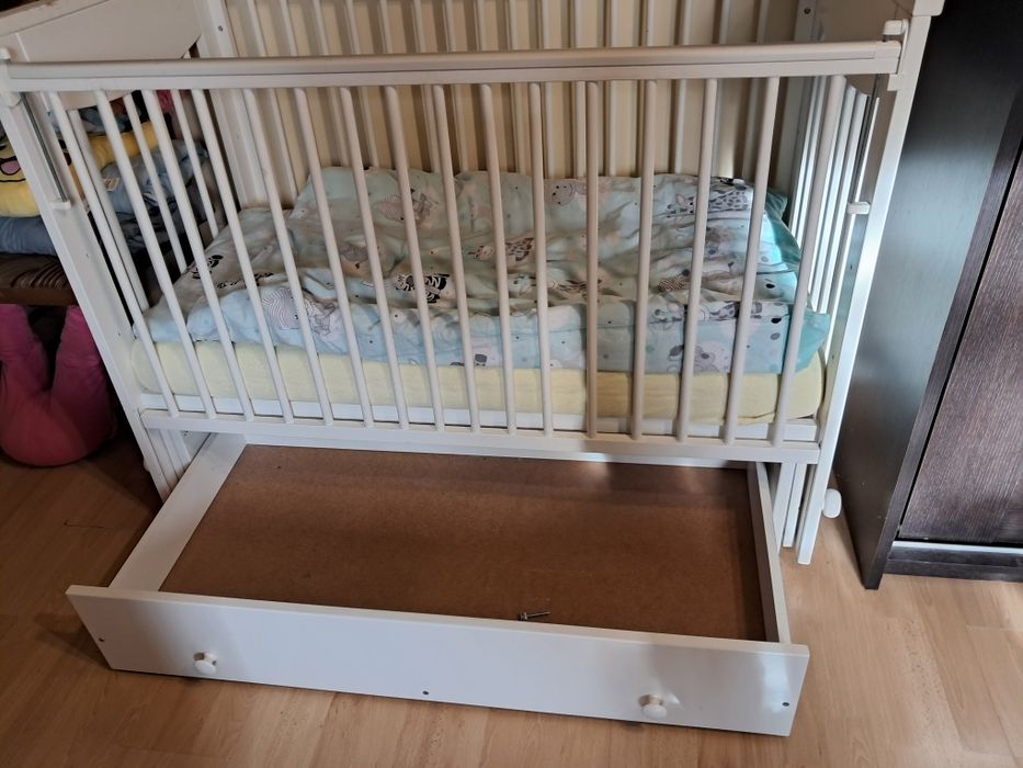 Łóżeczko bujak + materac, posciel, koldra, poduszka